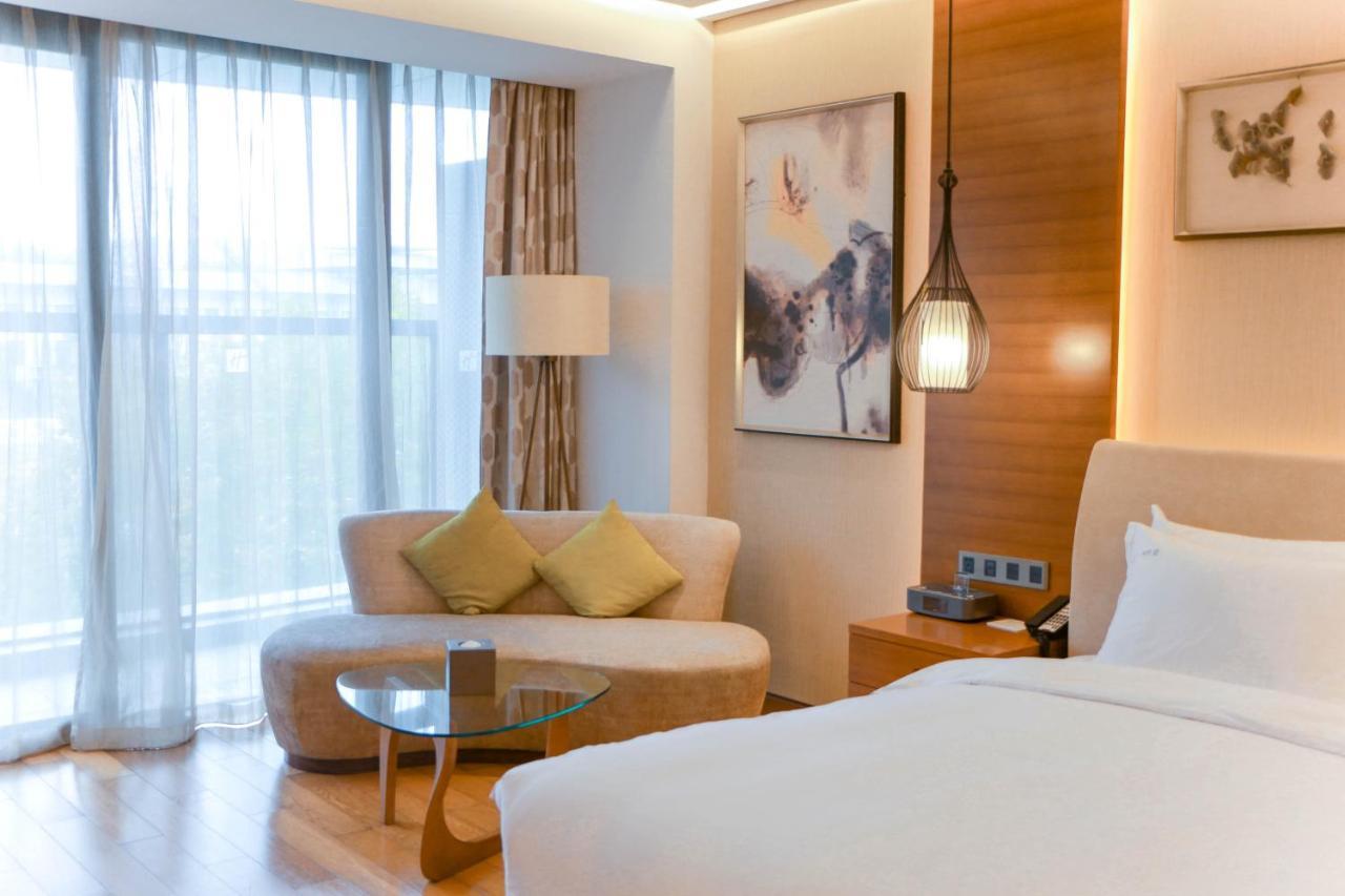 Holiday Inn Nanjing Xuanwu Lake, An Ihg Hotel Dış mekan fotoğraf